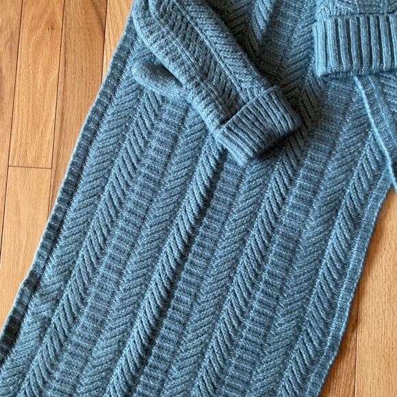 Love & Lore Scarf, Mittens, Toque/Beanie - Blue winter accessories - Picture 16 of 16